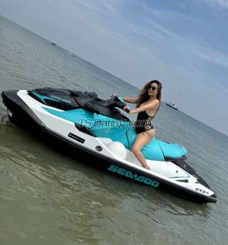 trans girl ericacarey 5170143