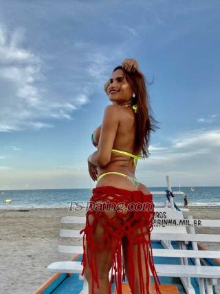 trans girl FabriciaLarra 8363824