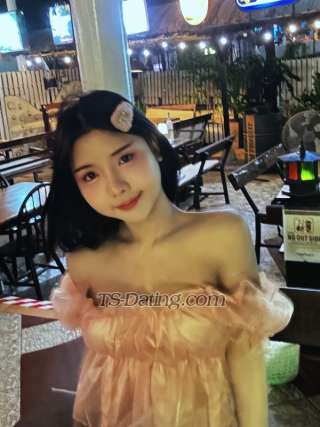 trans girl Fahsaihot69 1184445