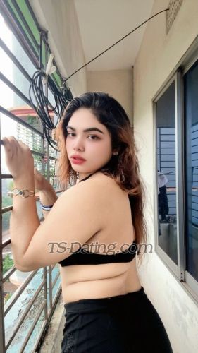 trans girl Faizanoor 3926103