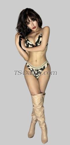 trans girl Famemassive 7973681