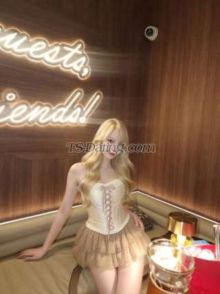 trans girl Fangya 3663540