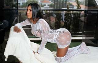 trans girl FernandaAmori 0181135