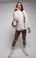 Fernanda lins Madrid Transex Me llamo Fernanda Lins, una mujer trans súper educada y
femenina.   Es mi primera vez en Madrid y tengo muchas ganas
de conocer gente nueva y pasarlo bien   Un poco sobre mí:
Brasileña, mido 1,70 m, peso 63 kg, 24 años, 18 cm de
grosor y un trasero delicioso.   Soy versátil (activa y
pasiva) y no tengo preferencias. Lo más importante es que
ambos nos lo pasemos bien en la cama Soy muy atenta,
cariñosa y disfruto conversando.   En las citas, puedo ser
bastante traviesa o cariñosa. Simplemente déjate llevar y
veamos qué pasa.   A veces soy bastante dominante. Así que
si te gusta que te dominen y que seas una reina, has
encontrado a la persona indicada.   Estoy abierta a todo
tipo de encuentros, ¡hagamos realidad tus fantasías más
grandes!   Mi sitio es solo por suscripción y respeta la
privacidad. Puedes suscribirte y ver fotos y videos (solo,
activo, pasivo, con una mujer y con muchas corridas)  
Telefono:655784481 Nacionalidad:Brasileña Edad:24 años