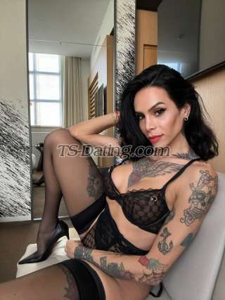 trans girl FerrazSam 8308154