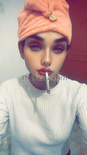 trans girl Fizakhan69 0870964