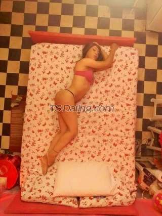 trans girl FlopyC 5593565