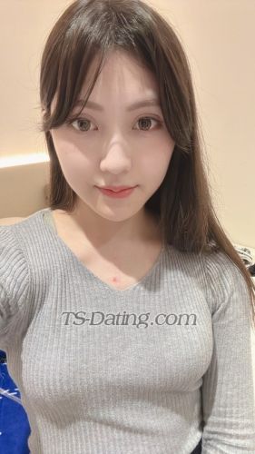 trans girl Flora020429 6938007