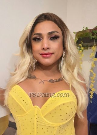 trans girl Floresmeliss 5442008