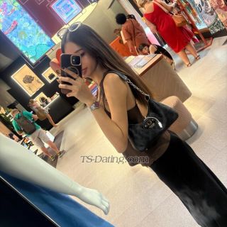 trans girl FoxiGINA 7060110