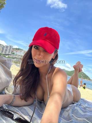 trans girl FoxyLara 9807379