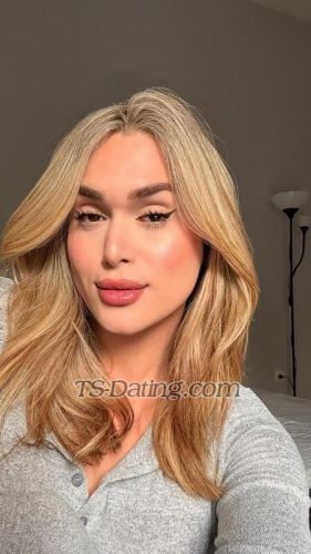 trans girl Fragoso 5690440