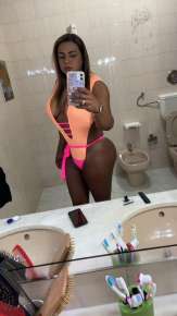 Francielly Vesoul Transex TRANS VANESSA HALLO MEINE LIEBE, ICH RUFE VANESSA, TOP-TRANS-EXPERTE FÜR ANFÄNGER. ICH BIN DERZEIT IN IHRER STADT VERFÜGBAR. Ich bin eine junge Transsexuelle, 26 Jahre alt, 1 Mio. 65,66 kg, sehr schön! Ich lade Sie ein, zu uns zu kommen und schöne Momente mit Massage und Entspannung in einer sauberen und diskreten Umgebung zu verbringen. Ich trage gerne sehr sexy Dessous für einen unvergesslichen Moment. Ich werde Ihre ideale Massage für Ihr erstes Erlebnis sein. Seien Sie unvergesslich, kommen Sie und entdecken Sie ein neues Erlebnis. MEINE FOTOS SIND 100 % ECHT. Für weitere Informationen zögern Sie nicht, mich anzurufen. ERSTER KONTAKT ZUM ANRUF! ! ! KEINE SMS DANKE. KEINE NUMMERN VERSTECKT. (BITTE BEACHTEN SIE, KEINE SMS, ICH WERDE NICHT ANTWORTEN) VANESSA GROSSE KÜSSE! ✅ 21CM ✅DOMINATION ✅AKTIV UND PASIV ✅KEIN TABU ✅SEHR WEICH – PERFEKT FÜR ANFÄNGER ✅GARANTIERTE LEISTUNG ✅POPPERS