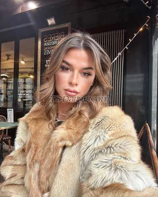 trans girl FrenchAngel 8570052