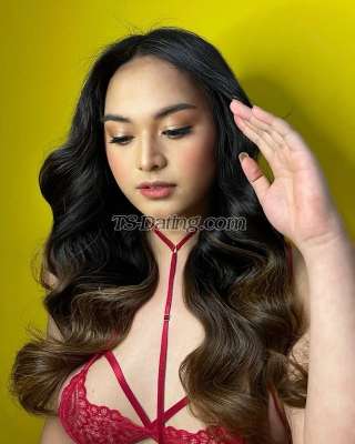 trans girl Fresh19 9667084