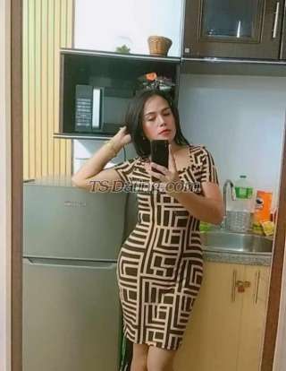 trans girl farrah 7881529