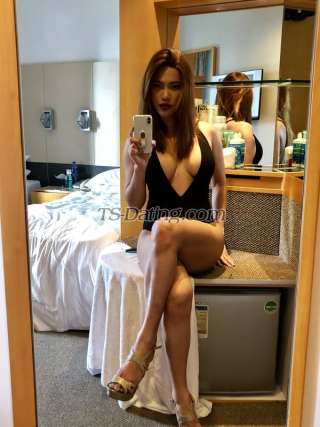 trans girl fleshy0405 0237957