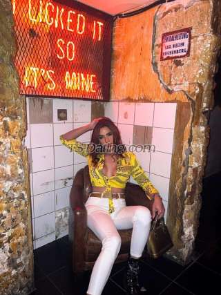 trans girl GarciaParis 3361327