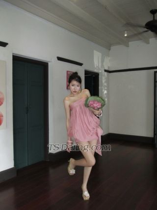 trans girl Geniegiselle 8051823