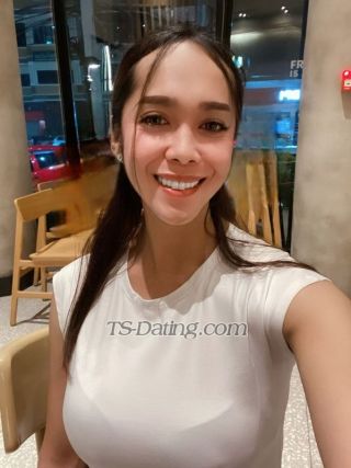 trans girl GiaDeGuzman27 7384887