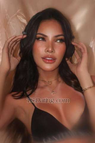 trans girl GinaSexyThai 8618645