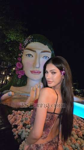 trans girl GinaSexyThai 8618830