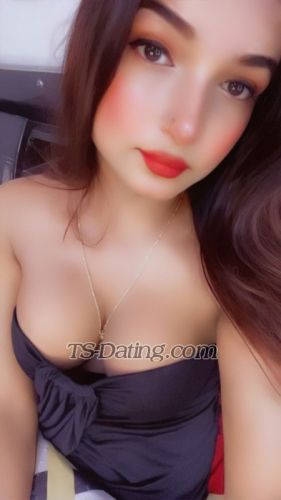 trans girl Ginie 2256693 trans girl Ginie 2256693