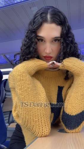 trans girl Giselleblnx 0878727