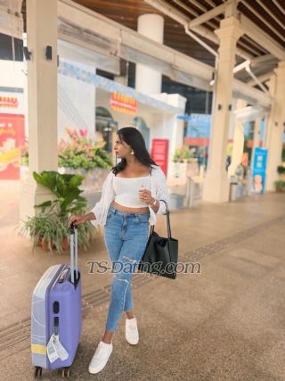trans girl Goldy24 0393316
