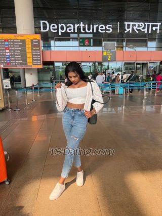 trans girl Goldy24 0393362
