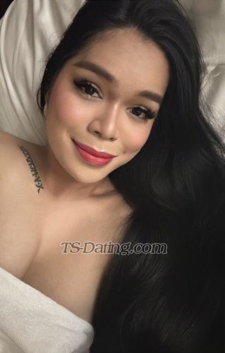 trans girl Gorgeouselise 8456720