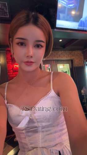 trans girl Graphics369 0108182