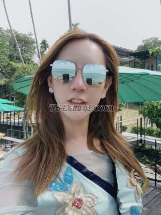 trans girl Guitar55 8162697 trans girl Guitar55 8162697