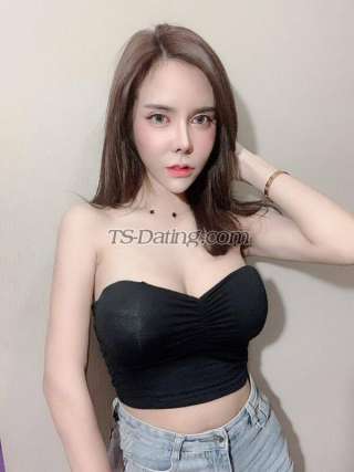 trans girl HIDY19 5931153