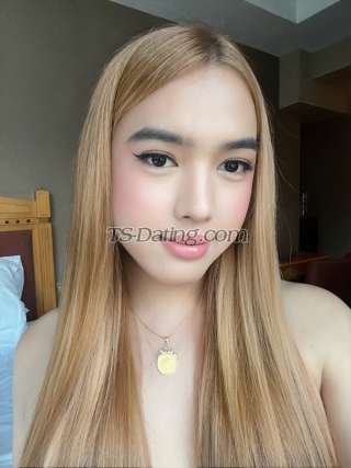 trans girl Hanabanana 9739898