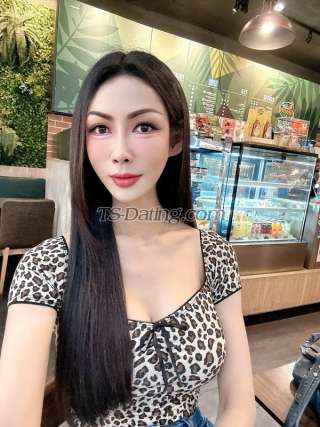 trans girl Hanako 0215867