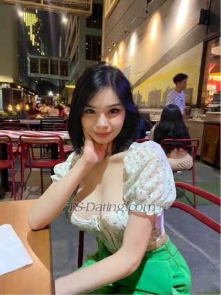 trans girl Hannapretty14 0059920