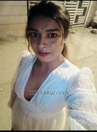 trans girl Hansika07 1007998