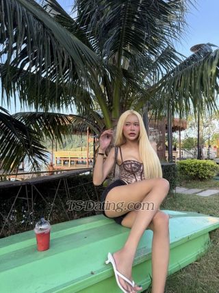 trans girl Heidi1122 1512605