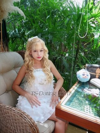 trans girl HelloKittie 4791030