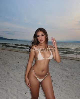 trans girl Hermeshh 2103140