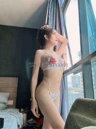 trans girl HotRhue 6924549