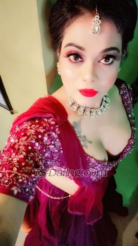 trans girl HotZeenat 1944376