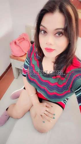 trans girl HotZeenat 2689237