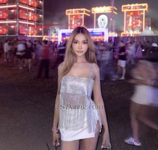 trans girl Hoyatrans girl 2105082