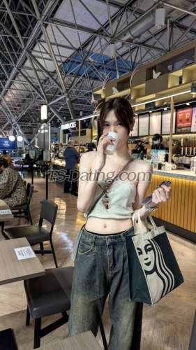 trans girl Hshshsb22 0042786