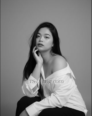 trans girl HugeCockYunah 8986162