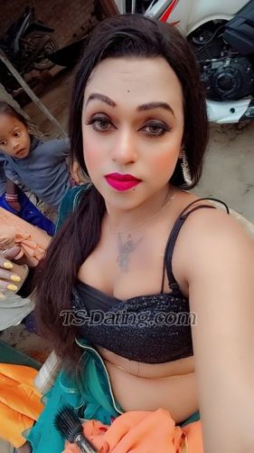 trans girl HugecockMimi 2654105