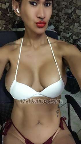 trans girl HungSheCock 0937140