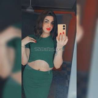 trans girl Hur18 0418075